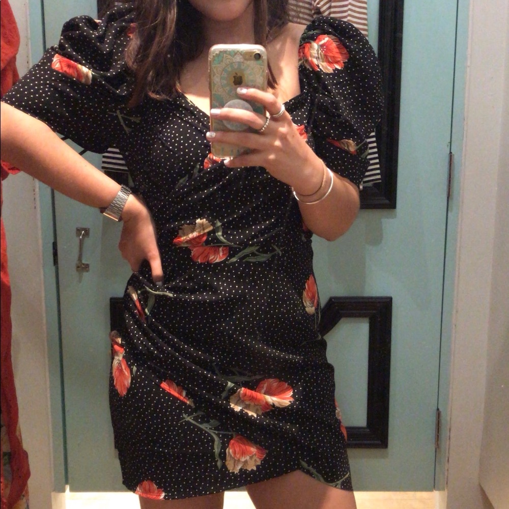 Forever 21 Floral Wrap Dress🖤